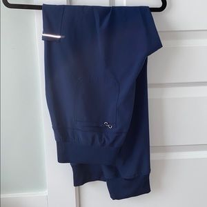 Jogger scrub bottoms